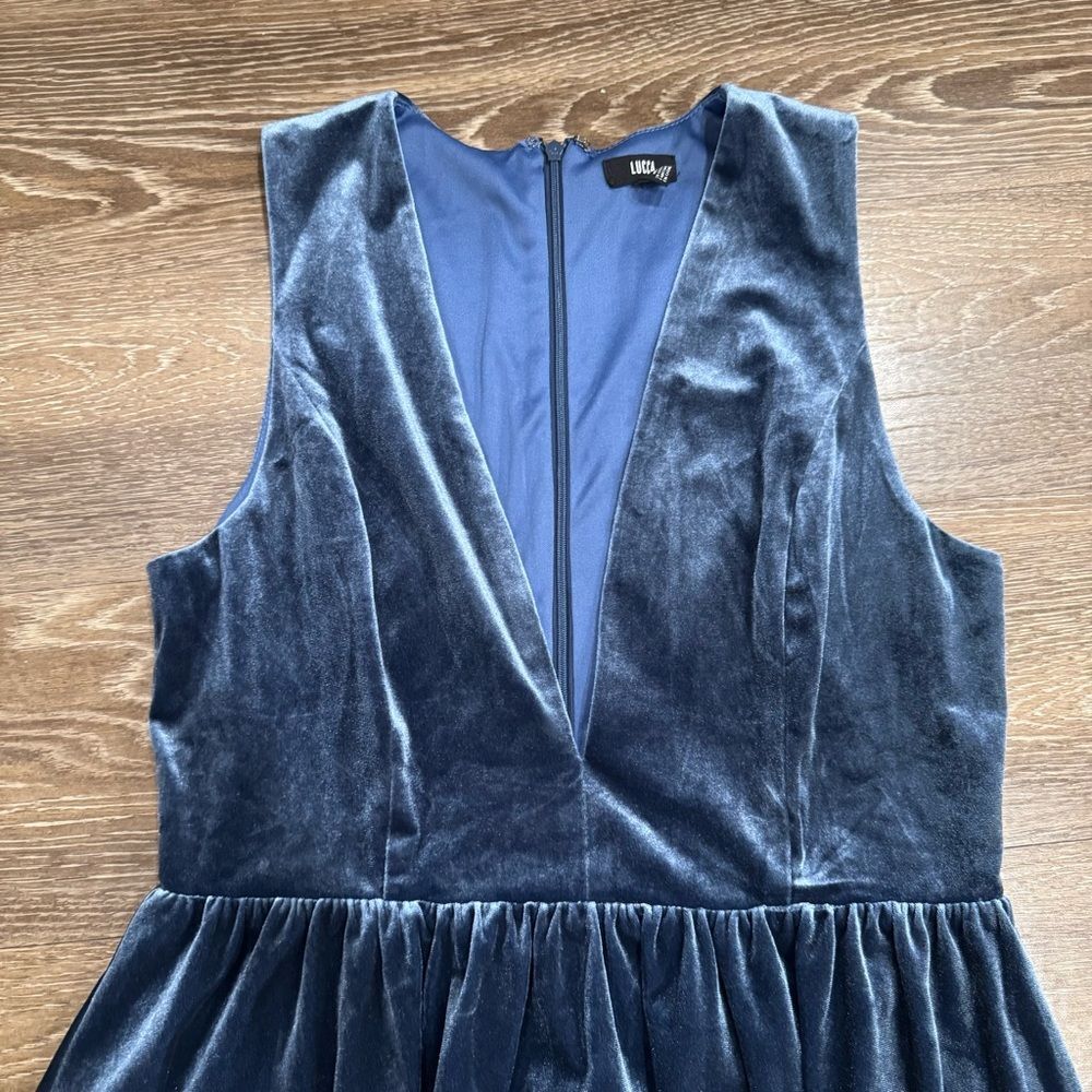 Lucca Couture plunge neck Asymmetrical Velvet mini Dress in Blue - Picture 3 of 5